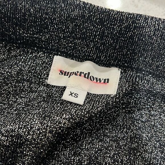 superdown • Kemi off shoulder glitter top - Picture 5 of 5